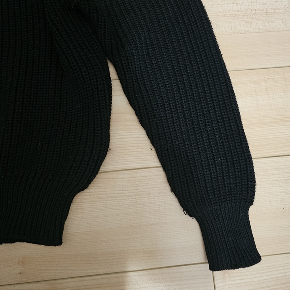 Black Wilfred Montpellier Turtleneck - Picture 4 of 10